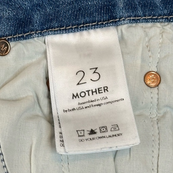 🩵MOTHER Denim High Waisted Looker Ankle Fray Hem Jean in Shoot to Thrill 23 - Picture 13 of 16